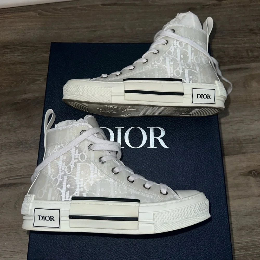 Dior B-23 High Top Oblique Sneakers - Picture 2 of 9